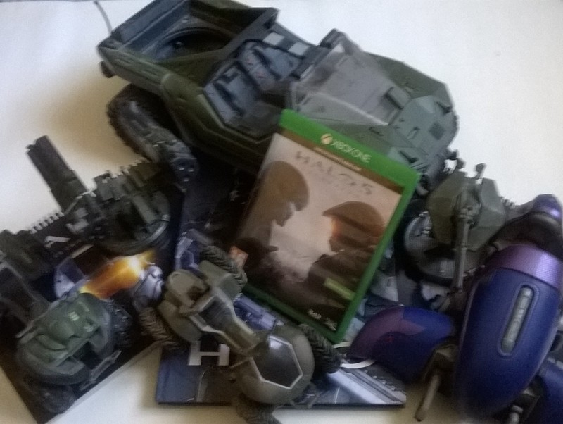 Pack Halo 5 90€.jpg